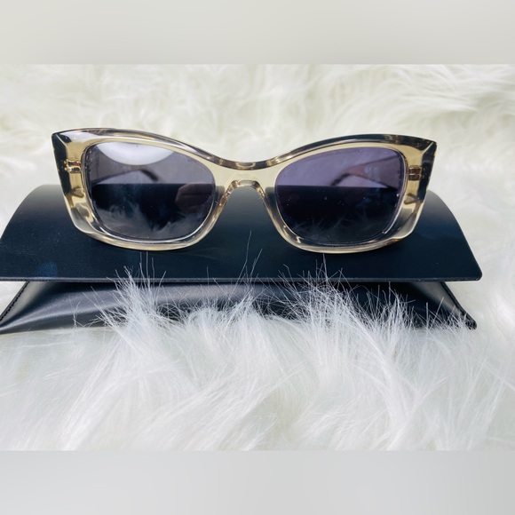 Yves Saint Laurent Women's Sunglasses Authentic - Picture 6 of 17